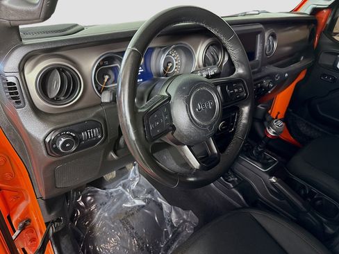 Used 2018 Jeep Wrangler Unlimited Sport S image 23