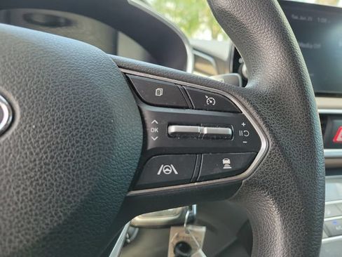 Used 2021 Hyundai Santa Fe SE FWD image 23