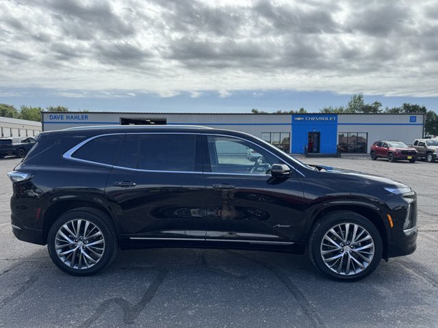 Used 2026 Buick Enclave Avenir w/ Super Cruise Package AWD/4WD image 9