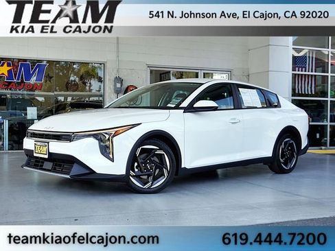 Certified 2025 Kia K4 EX FWD image 2