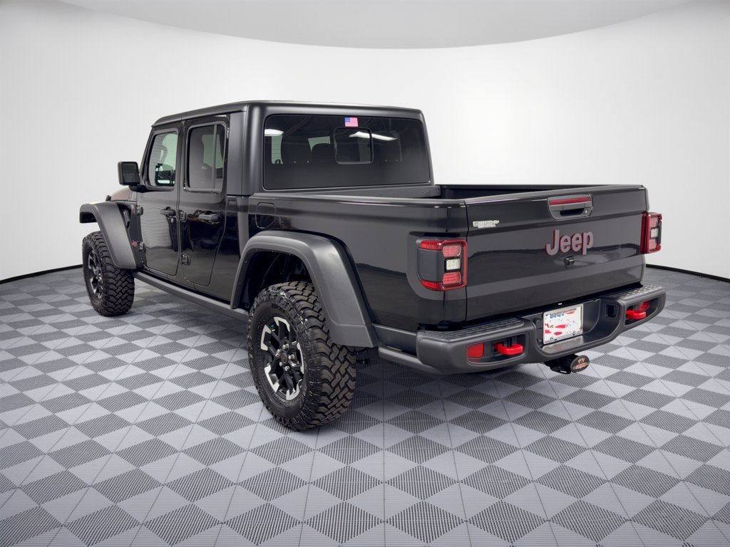 Used 2025 Jeep Gladiator Rubicon w/ Technology Group AWD/4WD image 3
