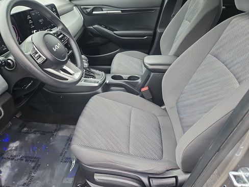 Certified 2024 Kia Seltos LX AWD/4WD image 25