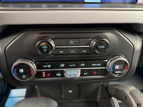 Used 2024 Ford Bronco Big Bend image 6