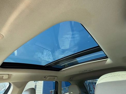 Used 2016 Volvo XC60 T5 Platinum image 37