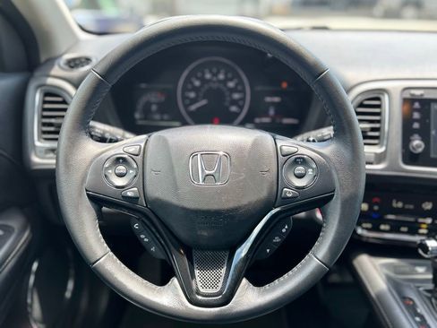 Used 2020 Honda HR-V EX-L image 11