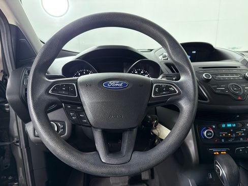 Used 2018 Ford Escape SE image 15