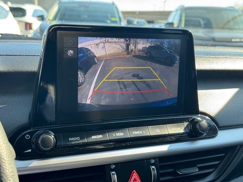 Certified 2023 Kia Forte LXS image 23