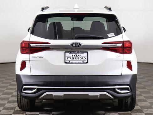 Used 2021 Kia Seltos S image 11