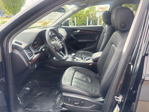 Used 2019 Audi Q5 2.0T Premium Plus w/ Premium Plus Package AWD/4WD image 8