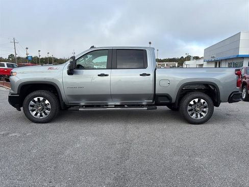 New 2026 Chevrolet Silverado 2500 Custom w/ Custom Value Package AWD/4WD image 4