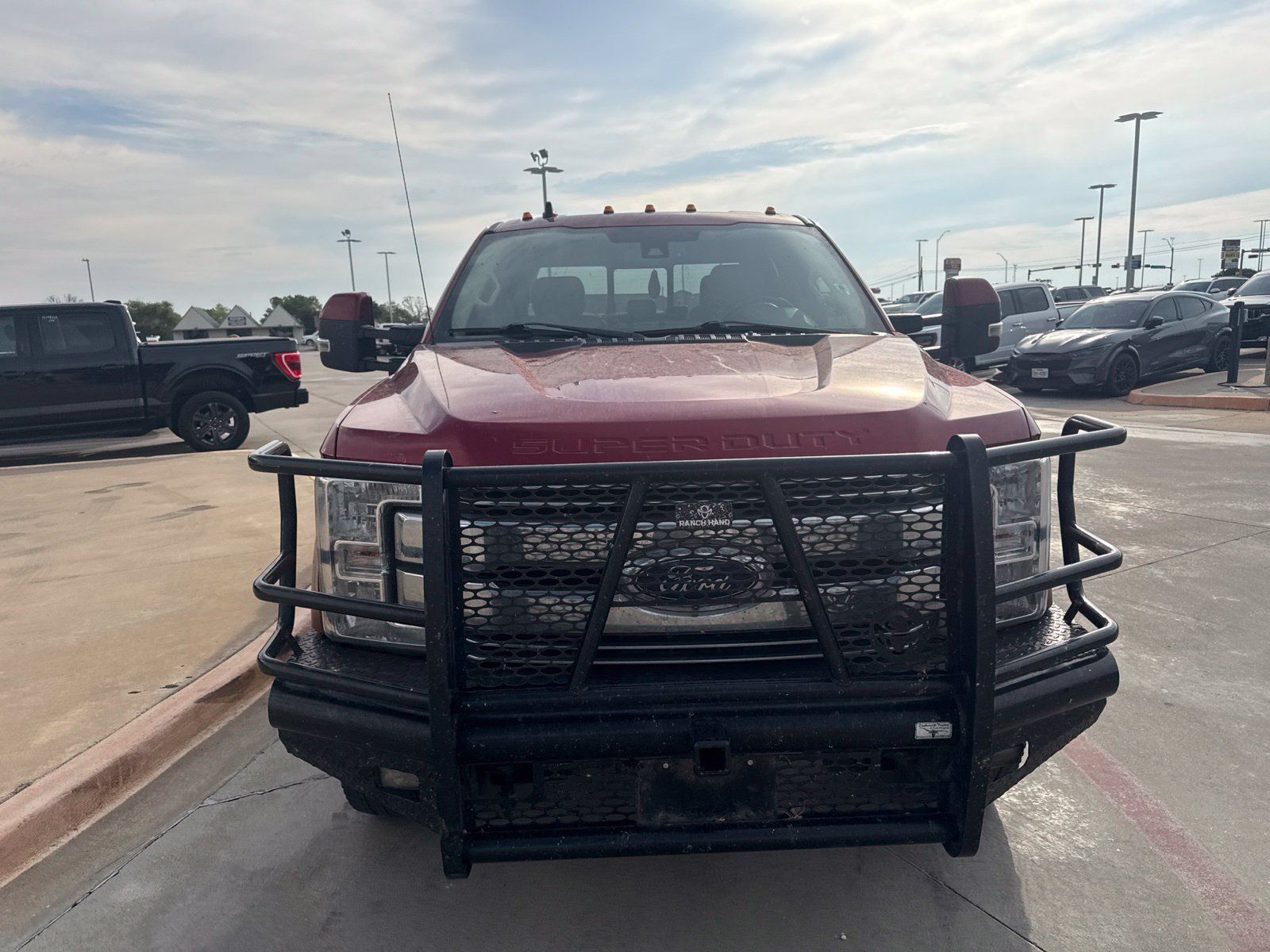Used 2019 Ford F350 Lariat w/ Lariat Ultimate Package AWD/4WD image 2