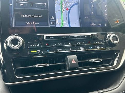 Used 2021 Toyota Highlander Limited AWD/4WD image 66