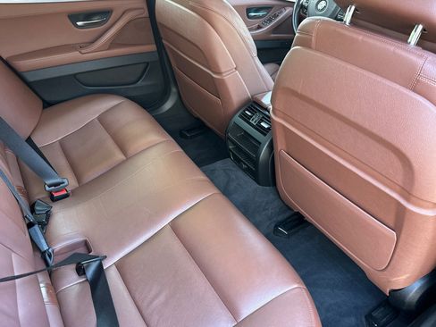 Used 2015 BMW 550i xDrive Sedan AWD/4WD image 33