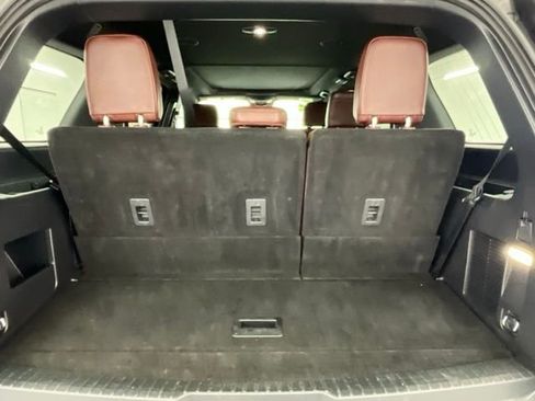 Used 2024 Ford Expedition Limited AWD/4WD image 23