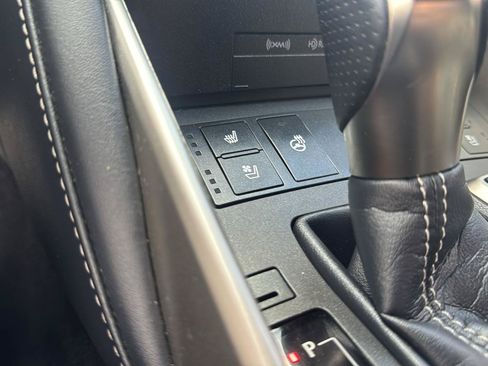Used 2018 Lexus IS 300 F Sport AWD/4WD image 36