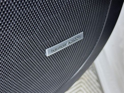 Used 2019 Subaru Ascent Limited image 19