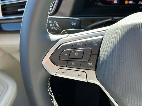 New 2025 Volkswagen Atlas SE image 23