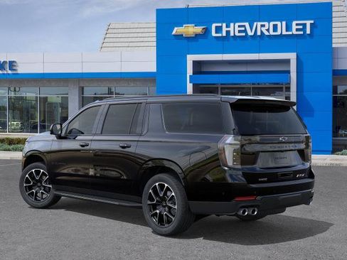 New 2026 Chevrolet Suburban RST w/ Comfort Package RWD image 27