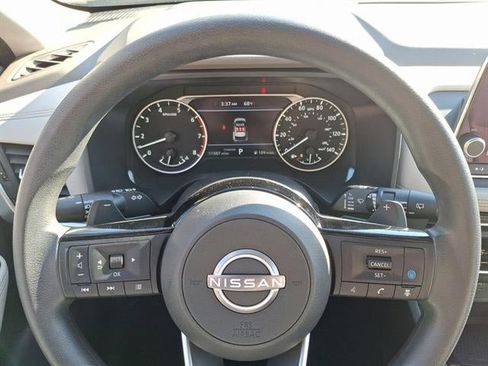 Certified 2023 Nissan Rogue SV image 19