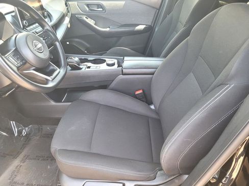 Used 2023 Nissan Rogue S AWD/4WD image 11