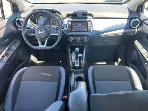Used 2025 Nissan Versa SV FWD image 26