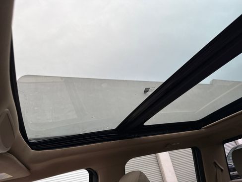 Used 2017 Ford F150 XLT w/ Equipment Group 302A Luxury image 21