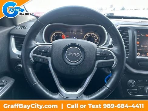Used 2016 Jeep Cherokee Trailhawk w/ Leather Interior Group image 14