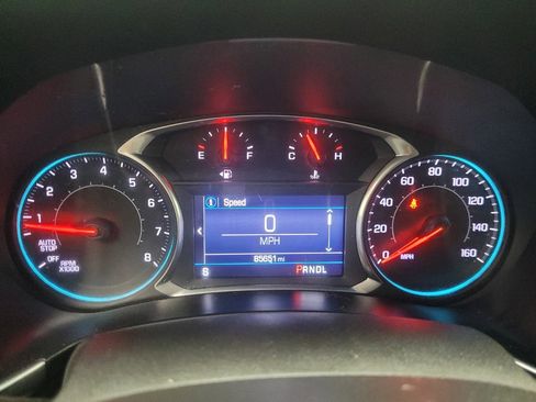 Used 2019 Chevrolet Equinox LT FWD image 23