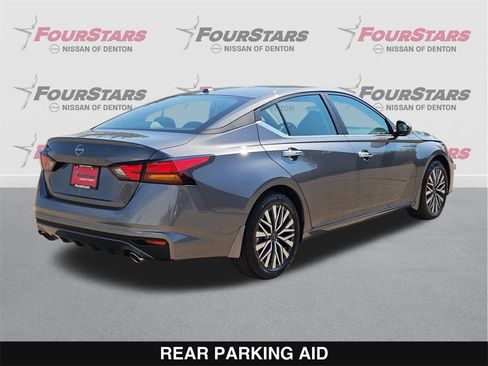 New 2025 Nissan Altima 2.5 SV image 4