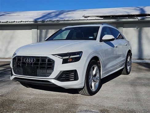 Used 2019 Audi Q8 Premium Plus w/ Premium Plus image 1