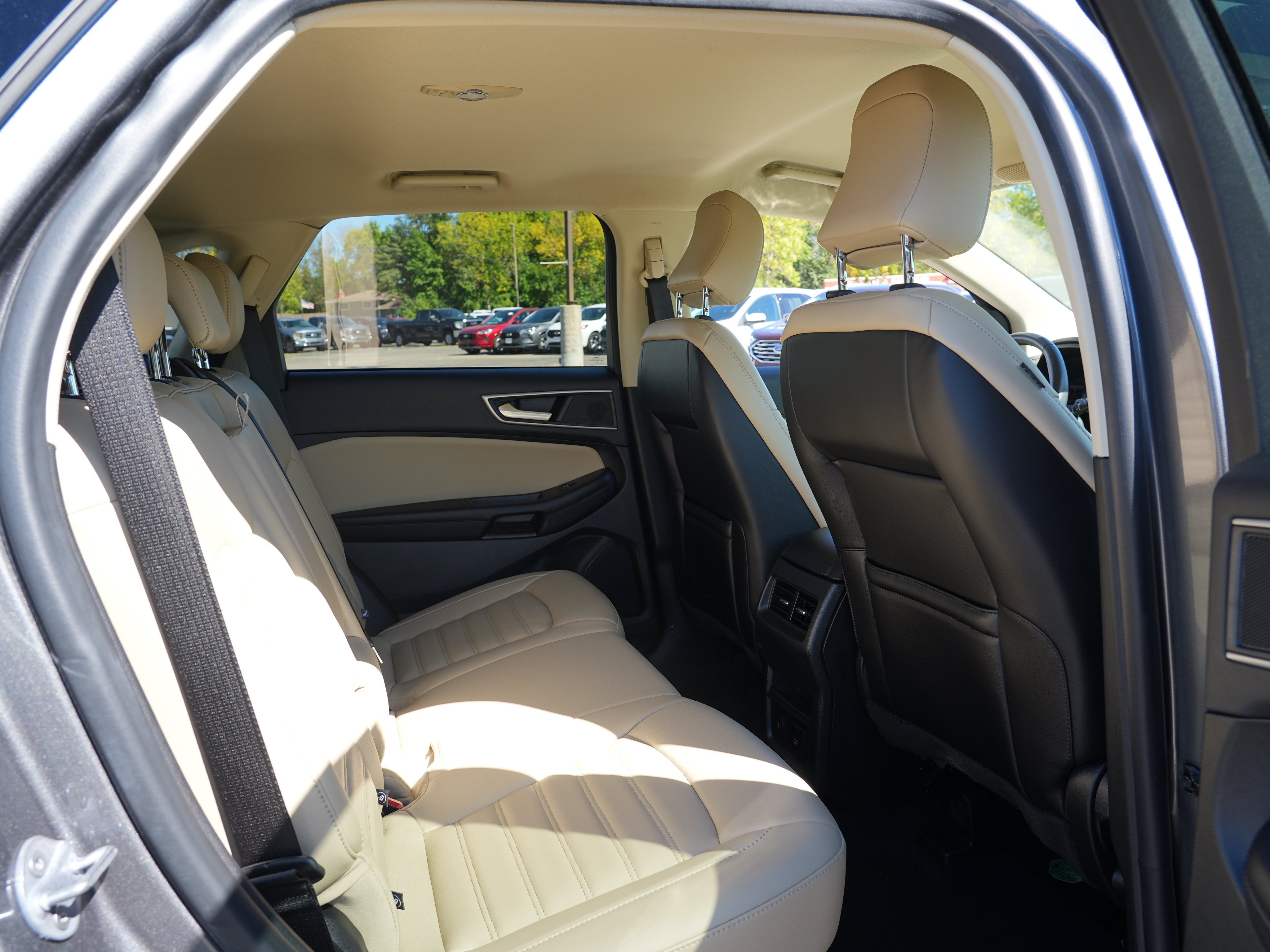 Used 2023 Ford Edge SEL w/ Convenience Package AWD/4WD image 29