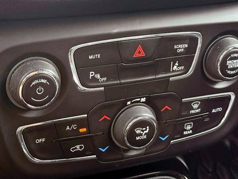 Certified 2021 Jeep Compass Limited AWD/4WD image 30