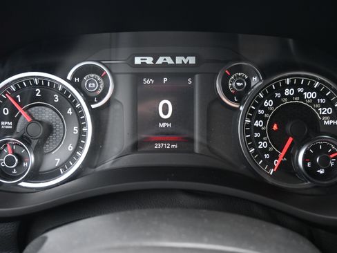 Used 2022 RAM 2500 Big Horn image 15