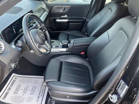 Used 2020 Mercedes-Benz GLB 250 GLB 250 4MATIC w/ Premium Package image 11