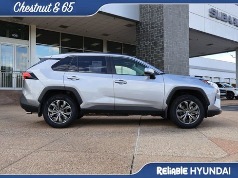 Used 2025 Toyota RAV4 XLE Premium w/ Weather Package AWD/4WD image 7