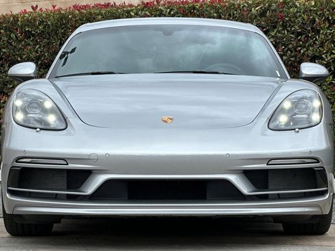 Used 2025 Porsche 718 Cayman image 10