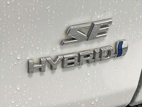 Certified 2024 Toyota RAV4 SE w/ Convenience Package image 12