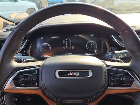 Certified 2023 Jeep Grand Cherokee L Summit AWD/4WD image 39
