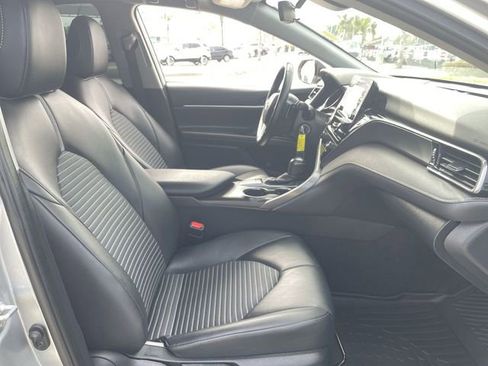 Used 2023 Toyota Camry SE image 25