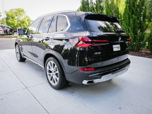 Used 2026 BMW X5 xDrive40i AWD/4WD image 9