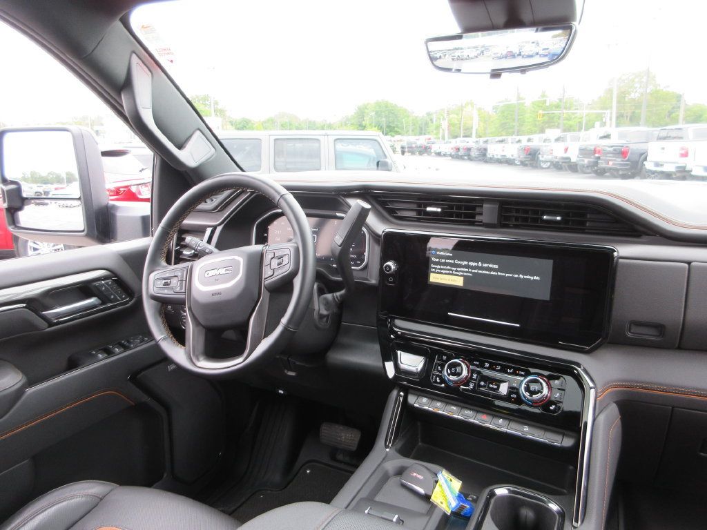 Used 2026 GMC Sierra 2500 AT4 w/ AT4 Premium Plus Package AWD/4WD image 31