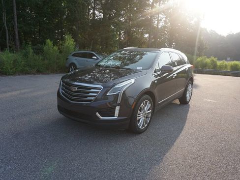Used 2017 Cadillac XT5 Premium Luxury FWD image 21