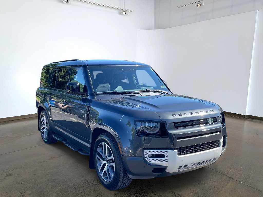 Used 2025 Land Rover Defender 130 S AWD/4WD image 3