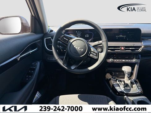 New 2026 Kia Seltos S image 15