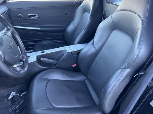 Used 2005 Chrysler Crossfire Limited image 17