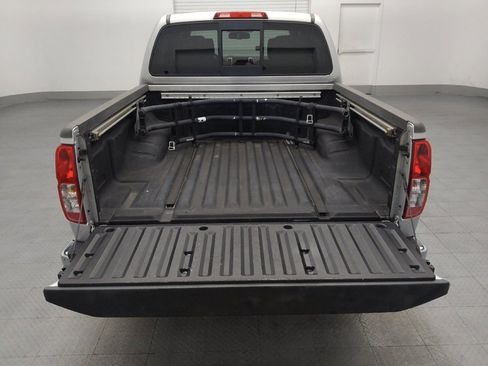 Used 2015 Nissan Frontier SV w/ SV Value Truck Package RWD image 29