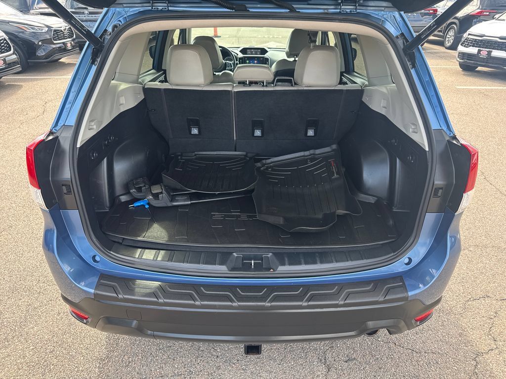 Used 2019 Subaru Forester Limited AWD/4WD image 6
