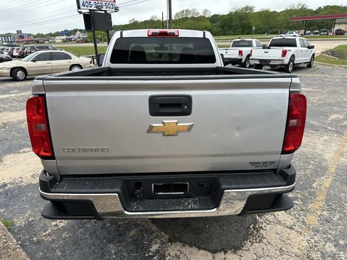 Used 2019 Chevrolet Colorado W/T RWD image 8