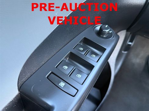 Used 2016 Chevrolet Sonic LT image 23