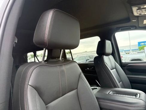 Used 2024 Chevrolet Suburban RST w/ Luxury Package AWD/4WD image 57